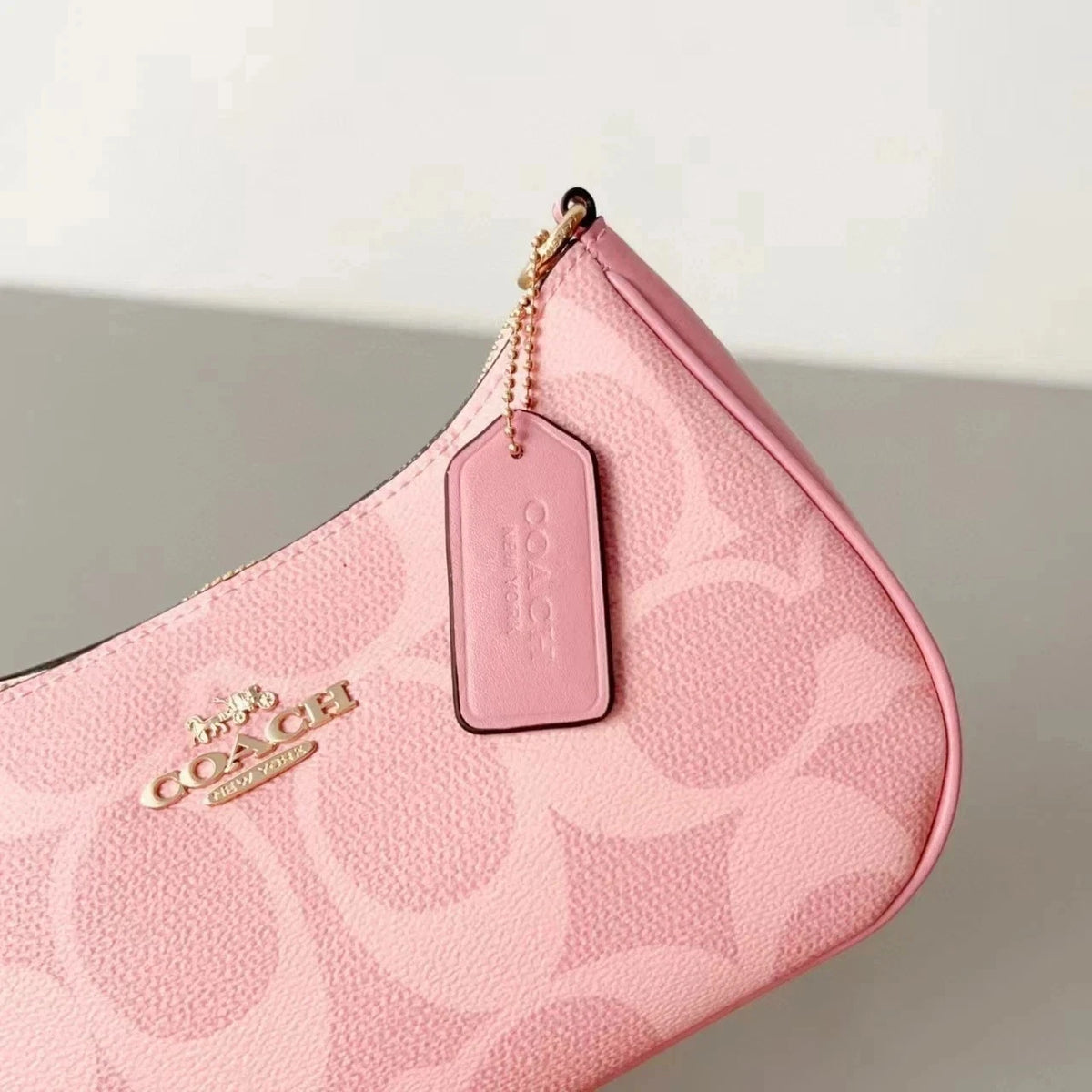 COACH Teri Shoulder Bag In signature canvas/Gold/Powder Pink New CAL51
