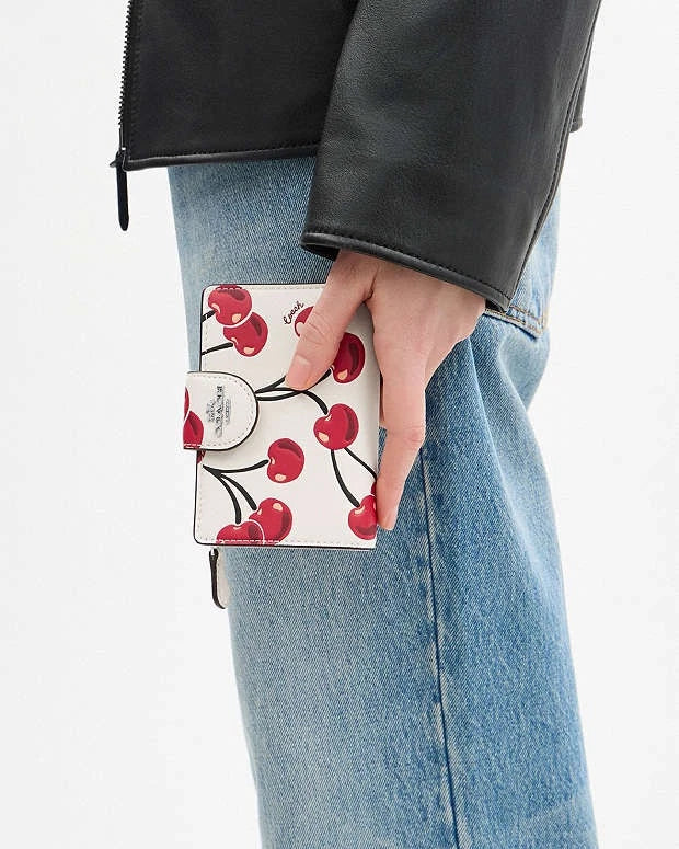 Coach Medium Corner Zip Wallet With Cherry Print Chalk Multi CZ762 Outlet